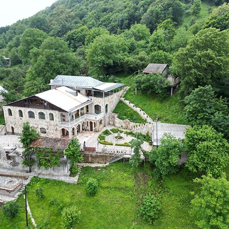 Отель Дехцени Дилижан Экстерьер фото